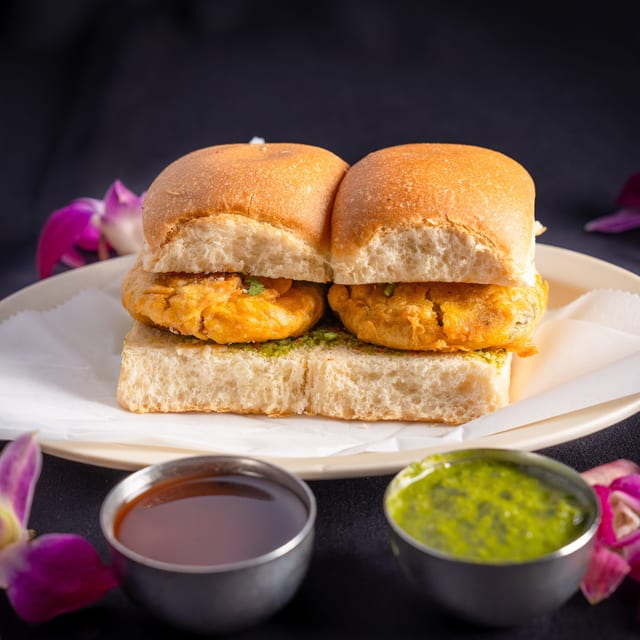 Vada Pav.