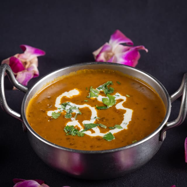 Dal Makhani Curry.