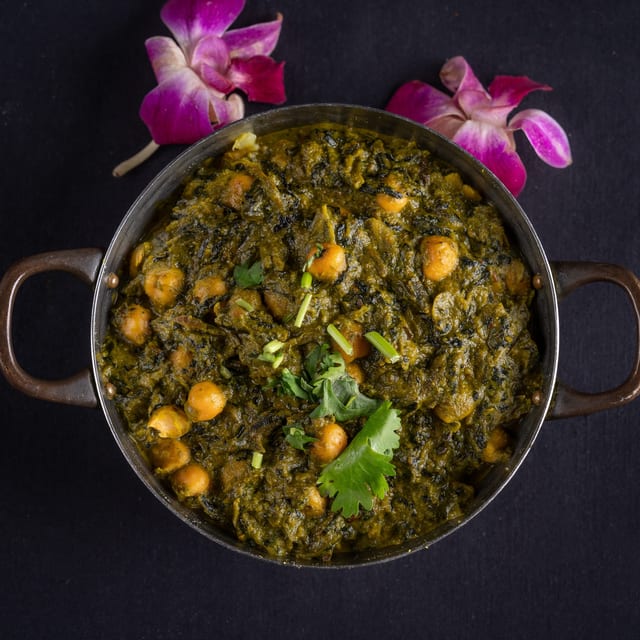 Chana Saag Curry.