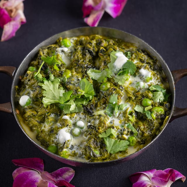 Mutter Palak Curry.