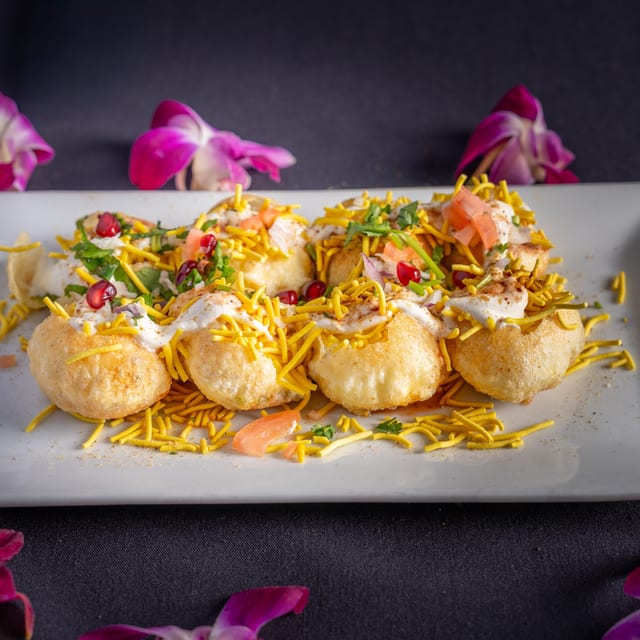 Dahi Batata Puri.