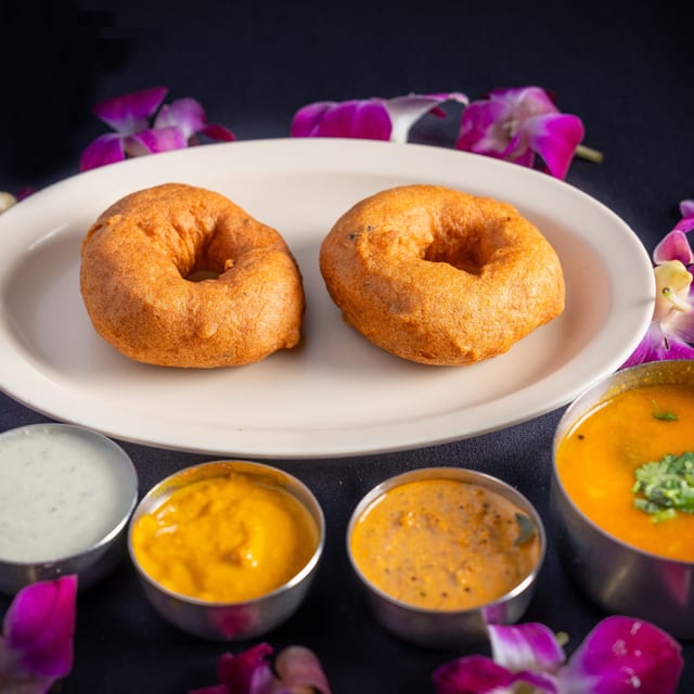 Medhu Vada.