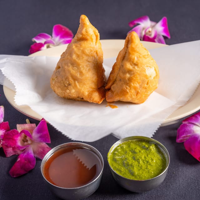 Vegetable Samosa.
